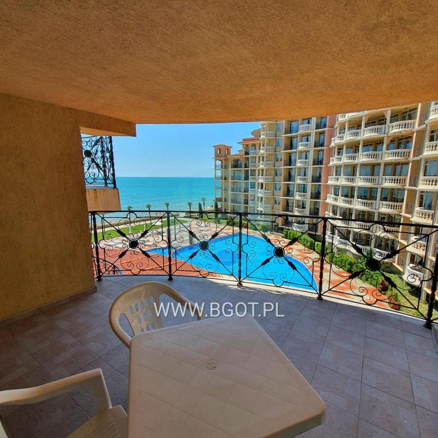 Andalucia Beach - Sea Viev Apartments Elenite Kültér fotó