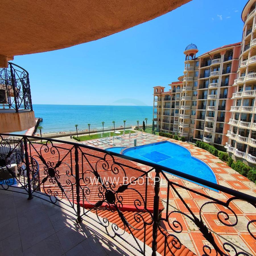 Andalucia Beach - Sea Viev Apartments Elenite Kültér fotó